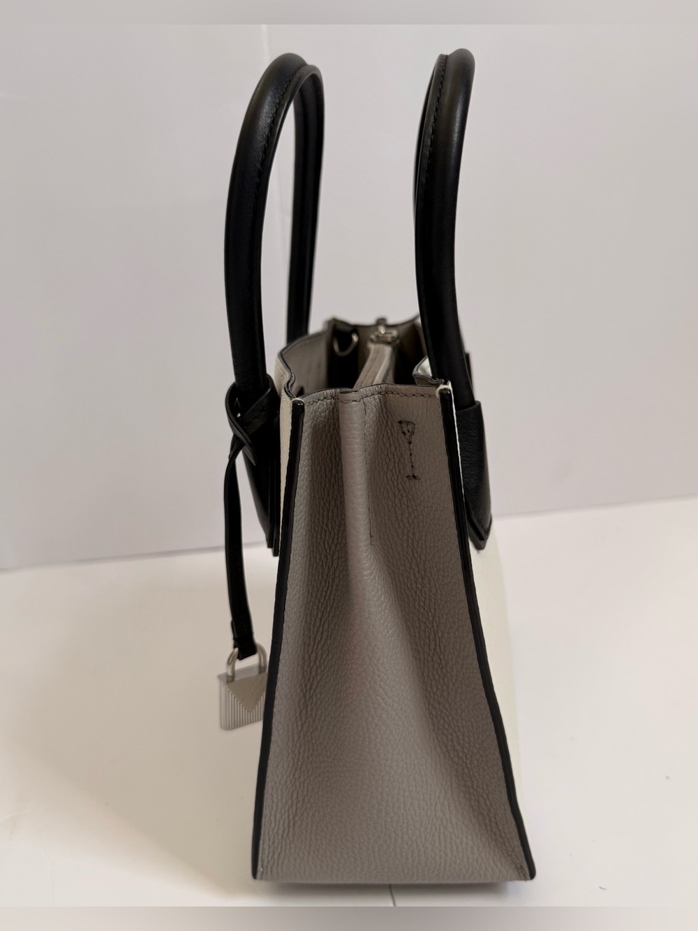 NWT Michael Kors Mercer Pebbled Leather Colorblock Satchel/Cross Body White Navy - Picture 6 of 13
